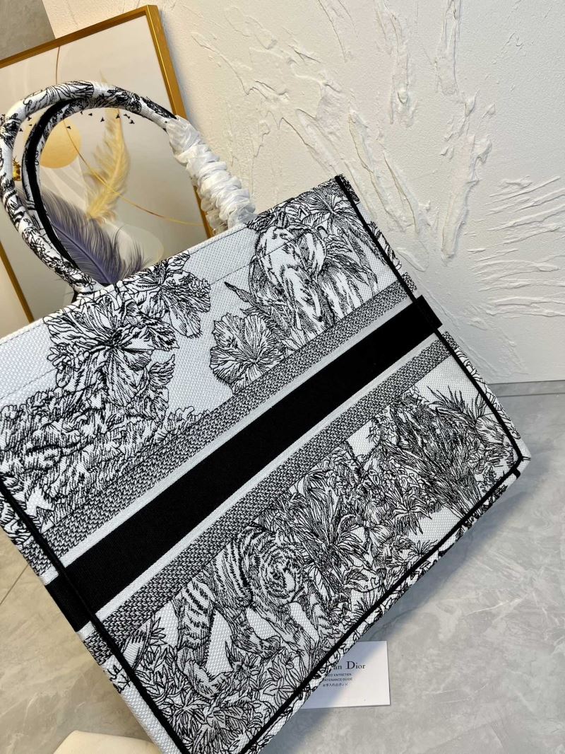 Christian Dior Shopping Bags